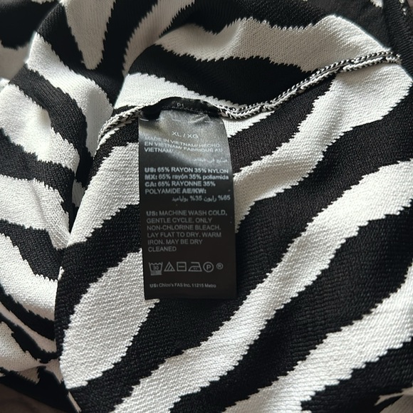 WHBM sleeveless mock turtleneck tank - Picture 6 of 6